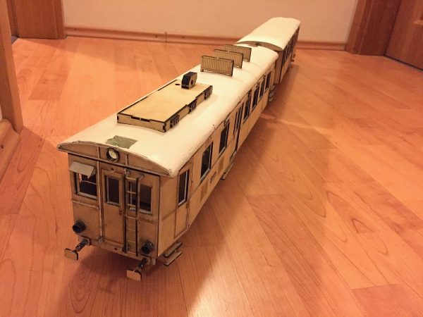 Drevený model železničního vozňa M234 z preglejky | stavebnice-vlakov.sk